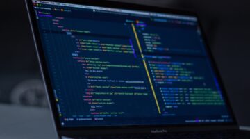Kompilasi Memori Rust: Menghilangkan Celah Null Pointer Tanpa Garbage Collector